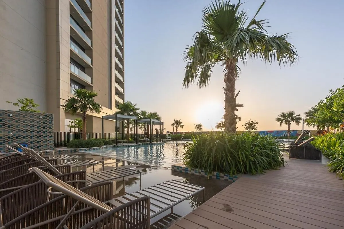 Iconic 2Br Stay In Business Bay'S Best Dubai Apartment