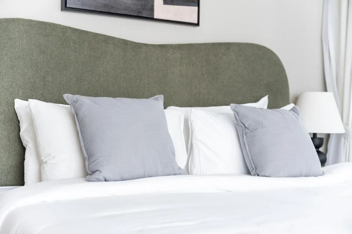 Iconic 2Br Stay In Business Bay'S Best Dubai Apartment